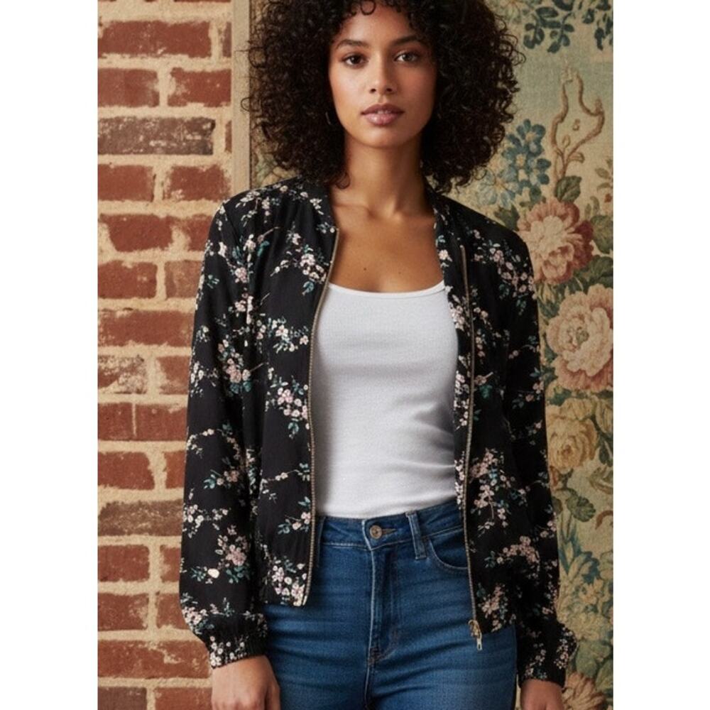 Dalia Front Zip Floral Jacket/Shacket/Blouse